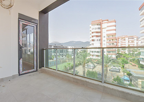 شقة 1+1 في مجمع جذاب في منطقة توسمور 