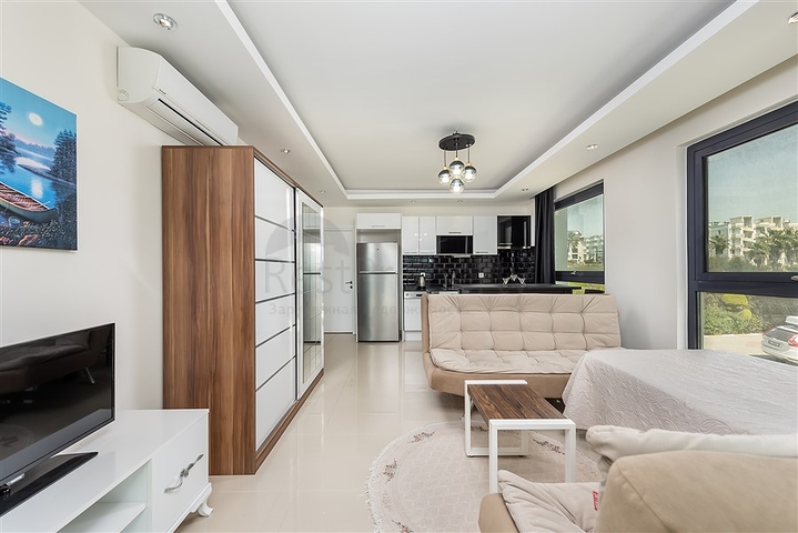 استوديو واسع في مجمع أفسالارا الشهير   