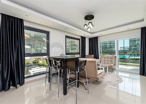 استوديو واسع في مجمع أفسالارا الشهير   