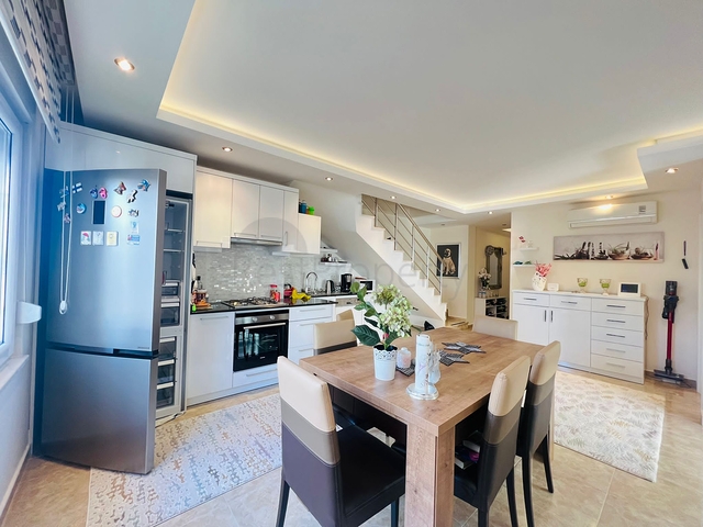 شقة فاخرة 3 + 1 في وسط ألانيا