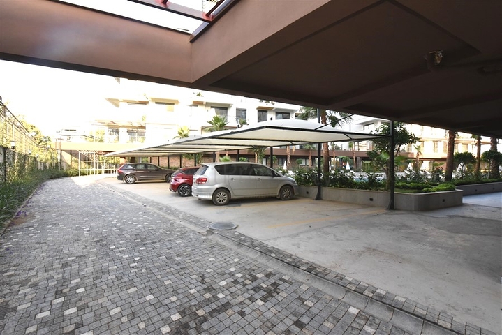 شقق مريحة في مجمع جديد في أوبا