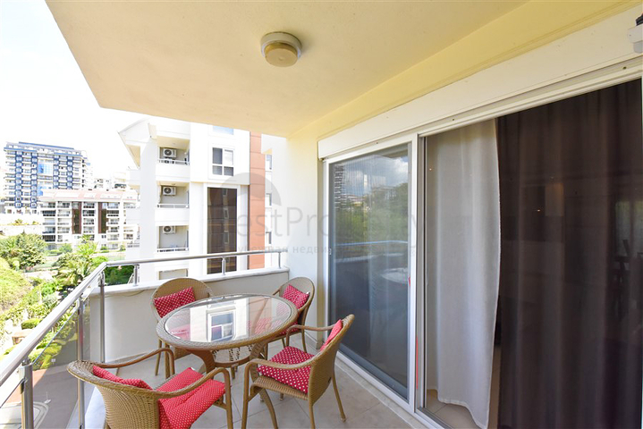 شقة 2+1 على بعد 500 متر من البحر في منطقة أفسلار