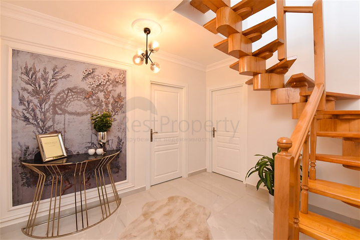 3 + 1 بنتهاوس على بعد 300 متر فقط من البحر الأبيض المتوسط في منطقة أوبا