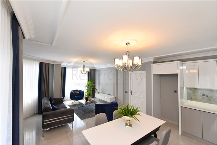 3 + 1 بنتهاوس على بعد 300 متر فقط من البحر الأبيض المتوسط في منطقة أوبا