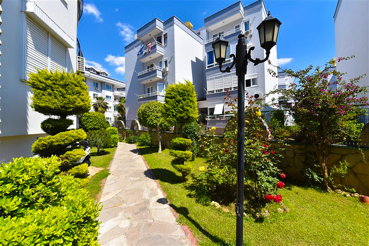 3 + 1 بنتهاوس على بعد 300 متر فقط من البحر الأبيض المتوسط في منطقة أوبا