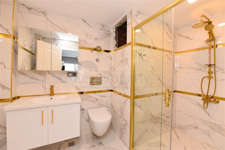 3 + 1 بنتهاوس على بعد 300 متر فقط من البحر الأبيض المتوسط في منطقة أوبا