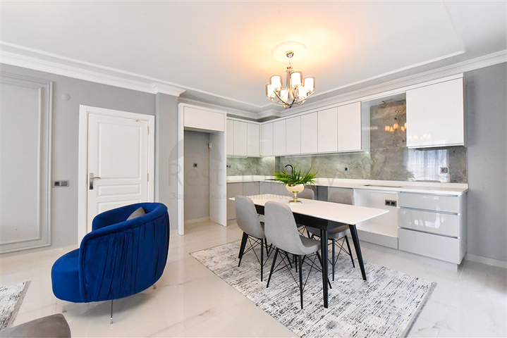 3 + 1 بنتهاوس على بعد 300 متر فقط من البحر الأبيض المتوسط في منطقة أوبا