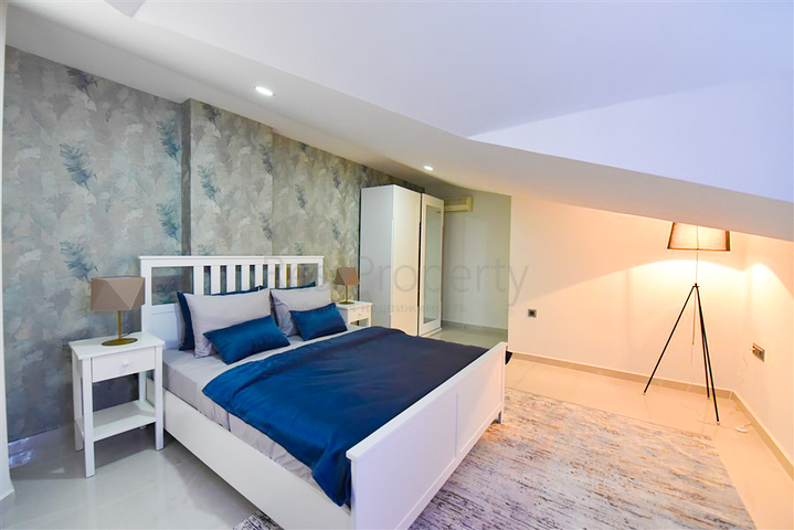 3 + 1 بنتهاوس على بعد 300 متر فقط من البحر الأبيض المتوسط في منطقة أوبا