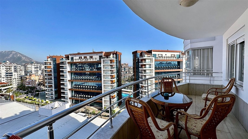 شقة فسيحة 2 + 1 في منطقة جيكجيلي