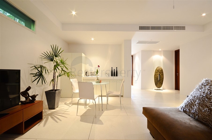 فيلا تطل على ليان 4 غرف نوم