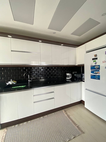 شقة فسيحة 1 + 1 في منطقة محمودلار