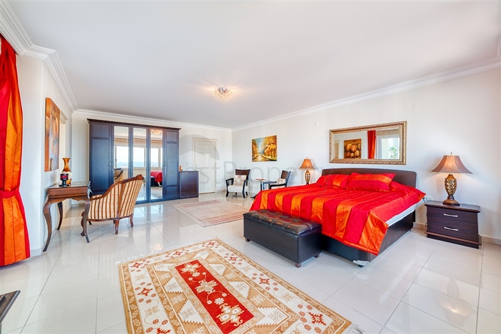 بنتهاوس كبير 3 + 1 مع مناظر خلابة