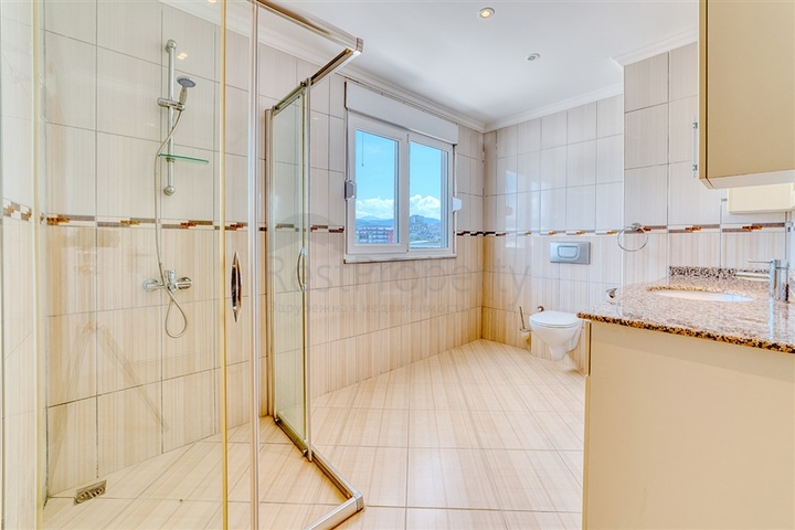 بنتهاوس كبير 3 + 1 مع مناظر خلابة