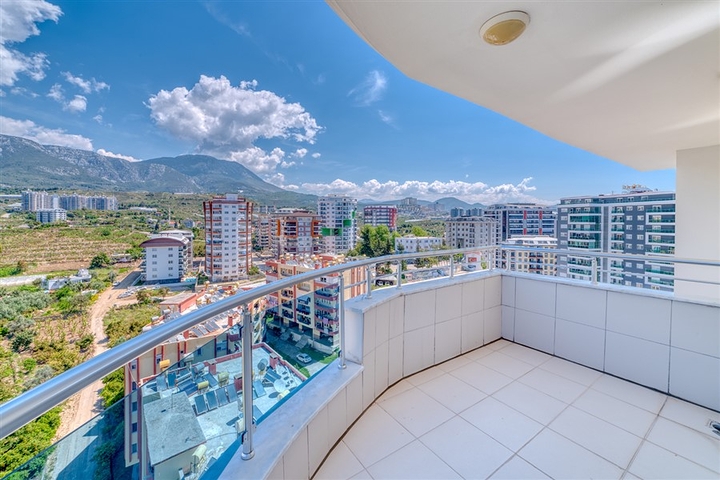 بنتهاوس كبير 3 + 1 مع مناظر خلابة