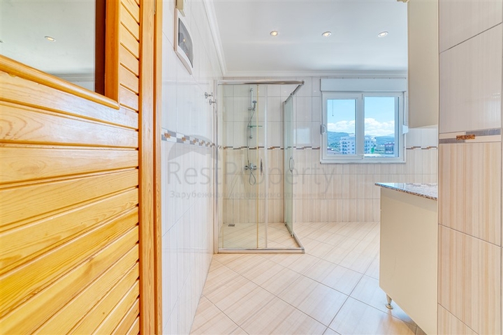 بنتهاوس كبير 3 + 1 مع مناظر خلابة