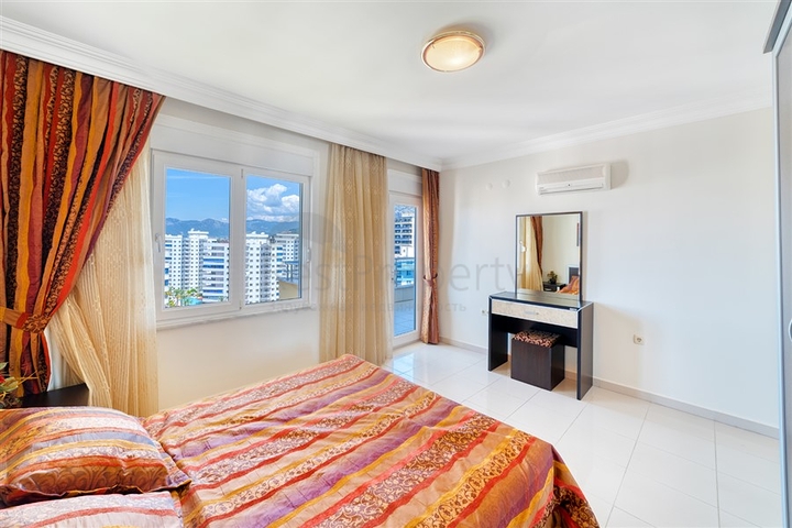 بنتهاوس كبير 3 + 1 مع مناظر خلابة