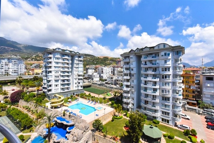 شقة واسعة تطل على البحر والجبل في منطقة جيكجيلي