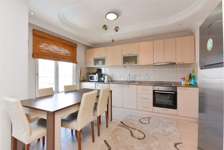 شقة واسعة تطل على البحر والجبل في منطقة جيكجيلي