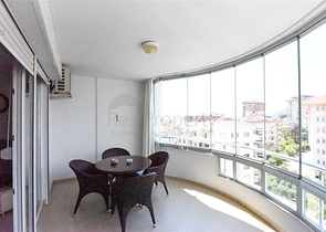 شقة واسعة تطل على البحر والجبل في منطقة جيكجيلي