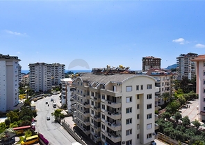 شقة واسعة تطل على البحر والجبل في منطقة جيكجيلي