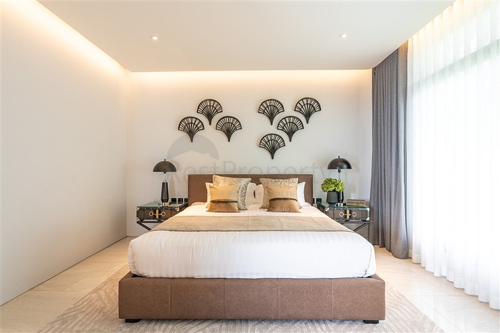 مجمع فلل فاخر مع مسبح وإطلالات بانورامية على تلال بوكيت