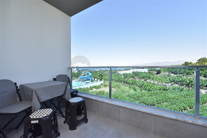 شقة مفروشة 1 + 1 مطلة على البحر والجبل في منطقة محمودلار