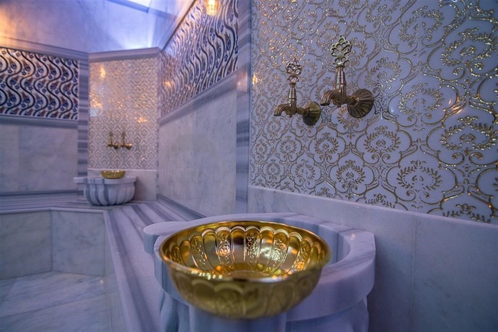 شقة مفروشة 1 + 1 مطلة على البحر والجبل في منطقة محمودلار