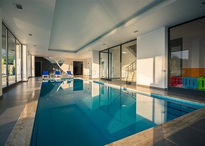 شقة مفروشة 1 + 1 مطلة على البحر والجبل في منطقة محمودلار