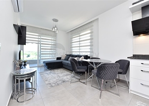 شقة مفروشة 1 + 1 مطلة على البحر والجبل في منطقة محمودلار