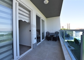 شقة مفروشة 1 + 1 مطلة على البحر والجبل في منطقة محمودلار