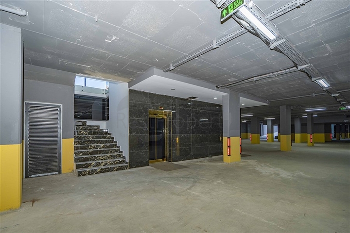 شقة مفروشة 1 + 1 في مجمع جديد في منطقة كارجيجاك