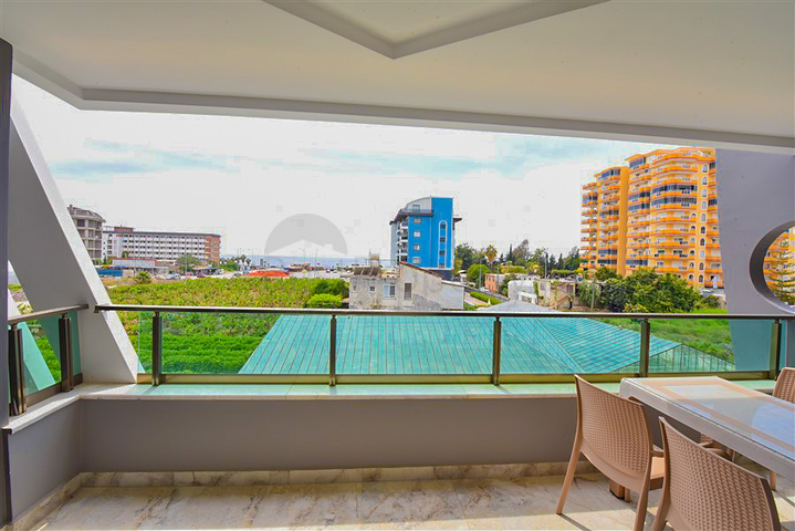 شقة مفروشة 1 + 1 في مجمع جديد في منطقة كارجيجاك