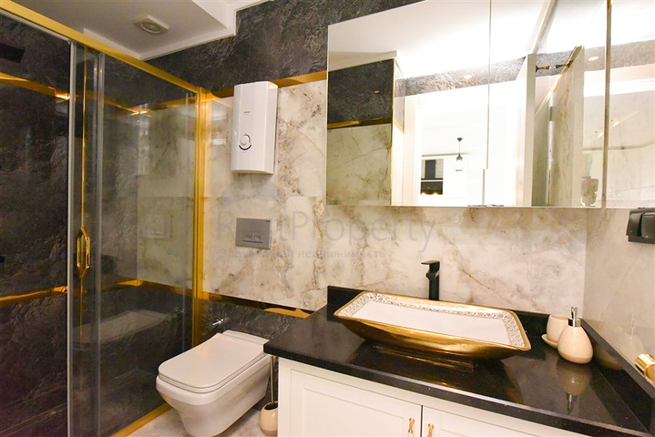 شقة مفروشة 1 + 1 في مجمع جديد في منطقة كارجيجاك