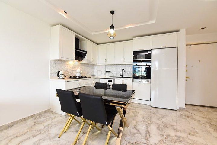 شقة مفروشة 1 + 1 في مجمع جديد في منطقة كارجيجاك