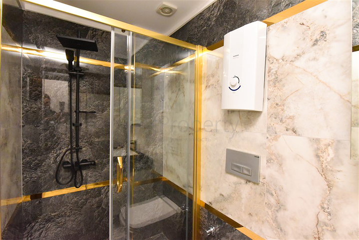 شقة مفروشة 1 + 1 في مجمع جديد في منطقة كارجيجاك