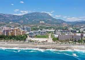 شقة مفروشة 1 + 1 في مجمع جديد في منطقة كارجيجاك