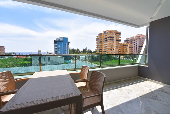 شقة فاخرة 1 + 1 في منطقة كارجيجاك