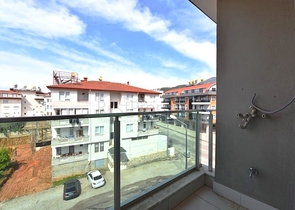 بنتهاوس 4 + 1 مع مطبخ منفصل في منطقة أوبا