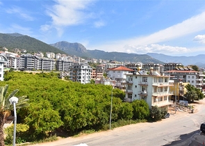 بنتهاوس 4 + 1 مع مطبخ منفصل في منطقة أوبا