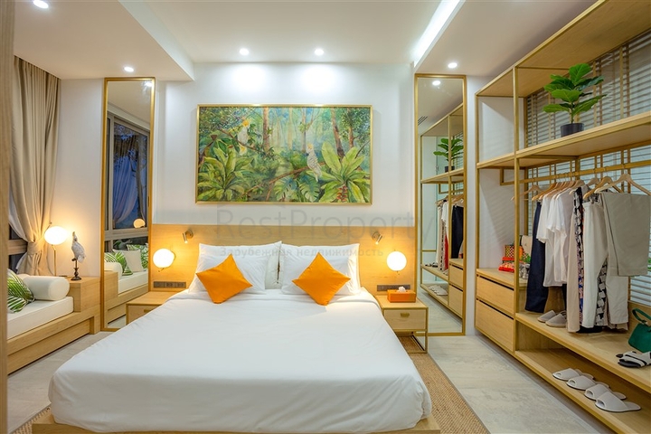 عرض مجمع على كارون عرض مجمع على كارون