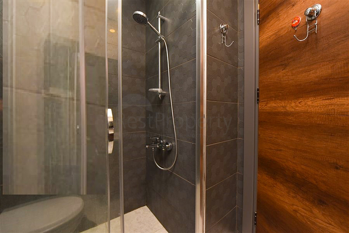 شقة مريحة 1 + 1 في مجمع سكني شهير في منطقة محمودلار