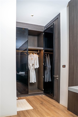 مشروع جديد في شاطئ مايخاو مشروع جديد في شاطئ مايخاو