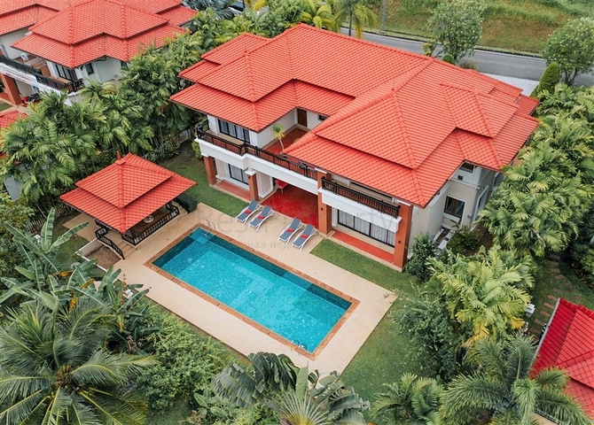 فلل عطلات فاخرة ومريحة في فوكيت