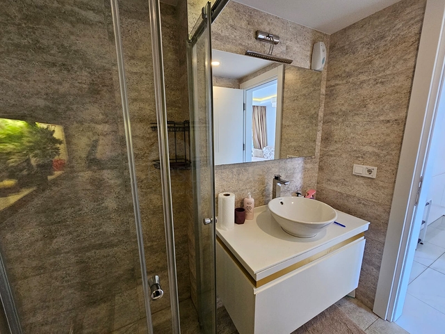 شقة 1 + 1 بالقرب من شاطئ كليوباترا