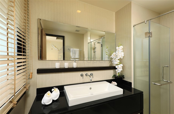 تاون هاوس في وسط البحيرة