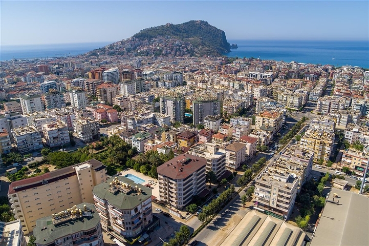 شقة 1 + 1 في منطقة كليوباترا مع تصريح إقامة