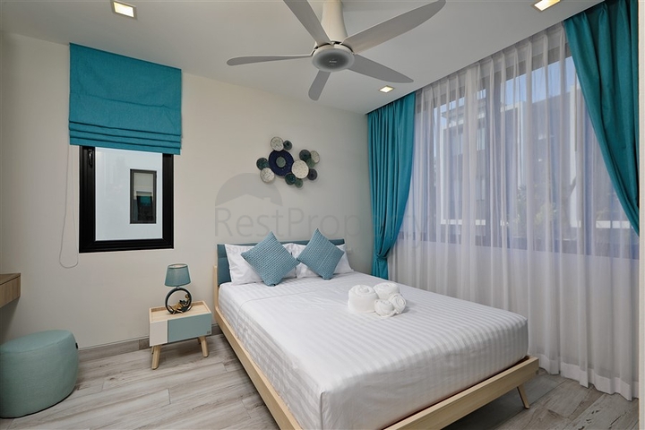 فيلا دوبلكس من ثلاث غرف نوم في مجمع جديد