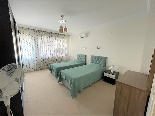 شقة فسيحة 2 + 1 في منطقة توسمور