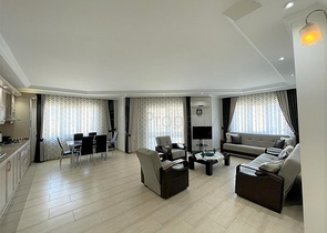 شقة فسيحة 2 + 1 في منطقة توسمور