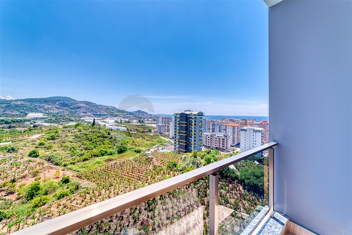 شقة 2+1 مطلة على البحر في محمودلار